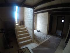 Interior cabana din lemn cu mansarda, constructie prefabricata modulara