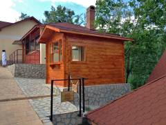 casuta-comerciala-din-lemn-rustica-tip-kit