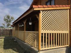 Constructii cabane din lemn la comanda, structuri prefabricate usor si rapid