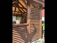 balustrada-din-lemn-panou-tip-jaluzea